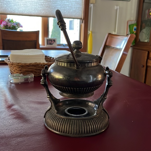 Antique Wilcox Kettle - Picture 7 of 11